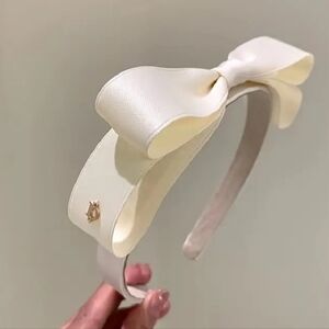 Elegant Bow Headband